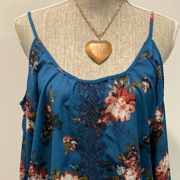 Rewind Embroidered Cold Shoulder Top​​​ - Picture 5 of 13